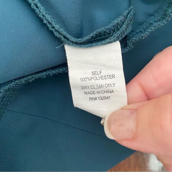 Amanda Uprichard Queen Gown Size Small - Picture 9 of 11